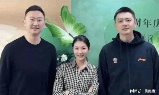 级青岛队主帅私生活引关注。新葡京博彩刘维伟离婚风波升