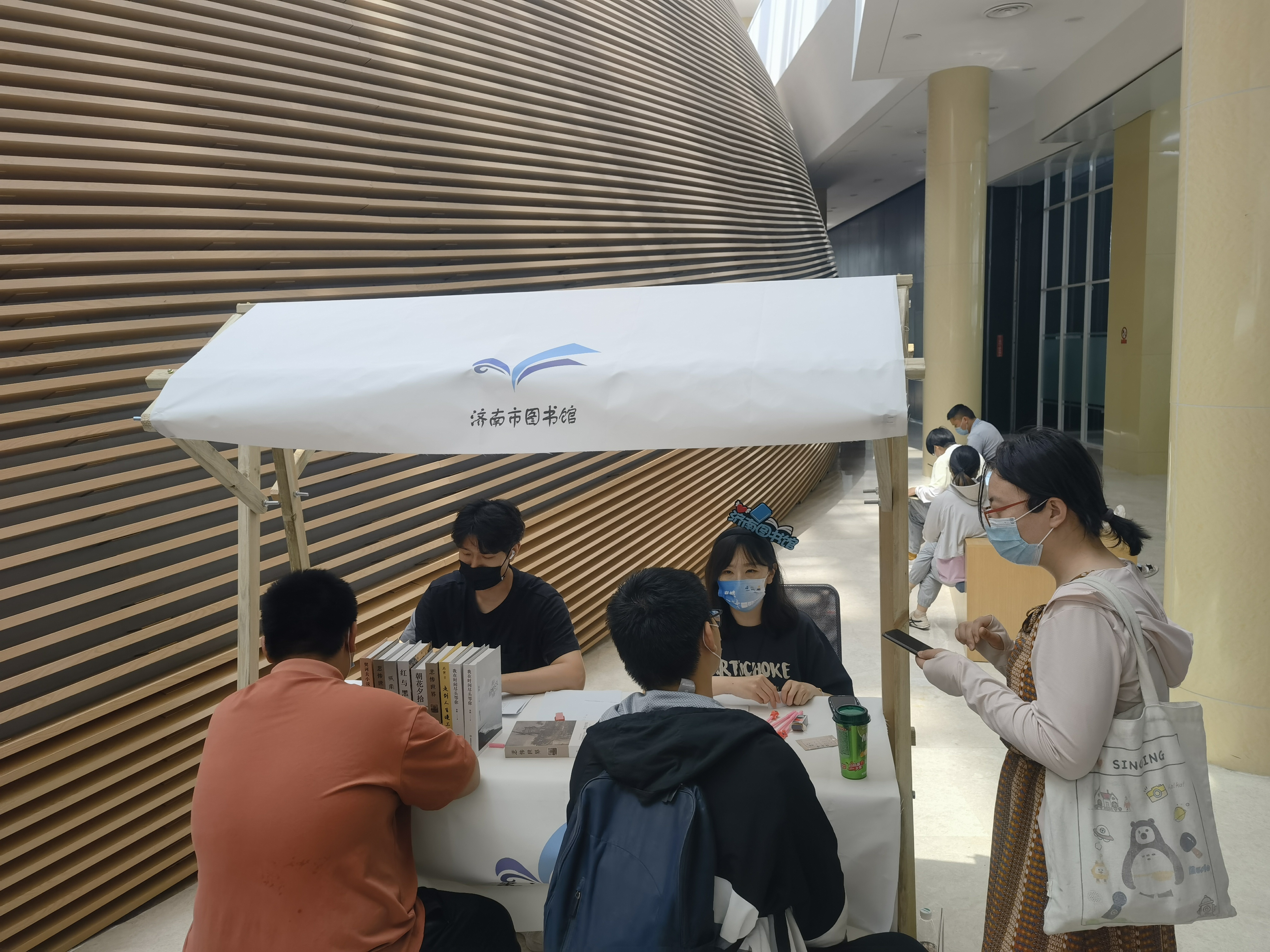 剧本杀 济南市图书馆玩跨界!新葡京娱乐场app图书馆×(图6) 剧本杀 济南市图书馆玩跨界!新葡京娱乐场app图书馆×(图6)